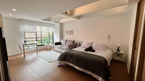 La Bella Suiza Apartment | Loft, Bella Suiza, Luz Natural, 2 Baños, Clínica Santa fé