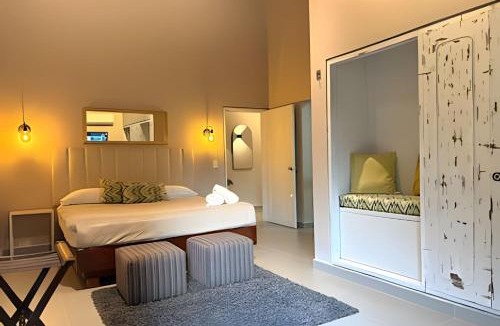 El Tesoro House | NEW Mansion with pool & jacuzzi, El poblado