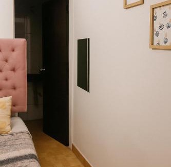 Calle 26 House | A 5 minutos aeropuerto. Habitación pequeña