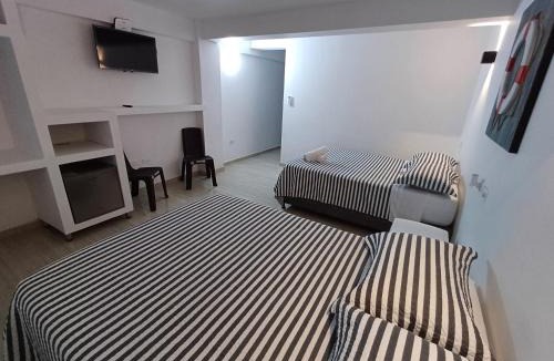 Punta Hansa Hotel | Posada Smith Town