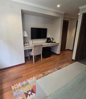 El Palomar Apartment | Modern Comfort in the Heart of Zona G 202