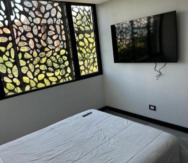 El Castillo Apartment | Huge Apartment for families at Poblado
