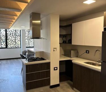 El Castillo Apartment | Huge Apartment for families at Poblado