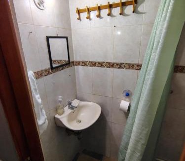 Manga House | Habitación Privada con Ventilador