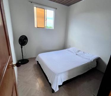 Acacias Apartment | Apartamento independiente, fresco y cómodo