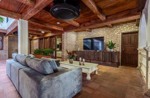 Cartagena Walled City House | Casa De la alegría Boutique