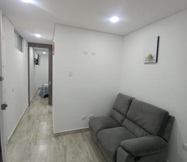 Bogota Apartment | Apartaestudio amoblado, Edificio Avanzzare T2-504