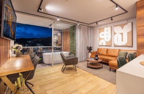 El Tesoro Apartment | Urban 2505 - Oasis con piscina, sauna y gimnasio