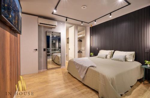 El Tesoro Apartment | Urban 2505 - Oasis con piscina, sauna y gimnasio