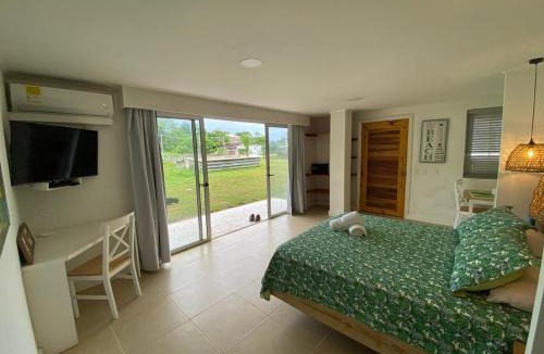 Punta Sur Apartment | Savannah Inn, Suite 201