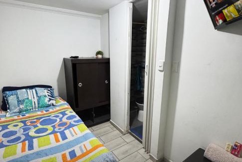 Fontibon House | Hospedaje Holcay