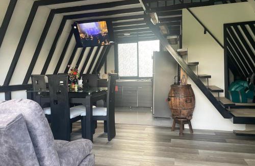 Armenia Ski Chalet | Cabaña alpina Júpiter