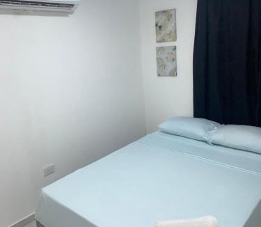 Urbanizacion Eliana House | Habitación Cerca al Aeropuerto #3
