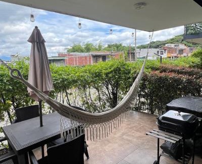 La Tebaida Apartment | Alojamiento Familiar para 21 - A 5min del Aeropuerto - Con 4 Pisincas - 3 Jacuzzi - By Molca Travel