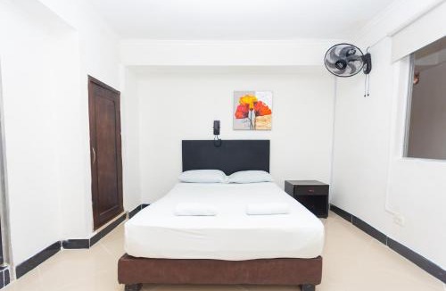 Florida Nueva Hotel | Hotel Villa Real 70 Laureles