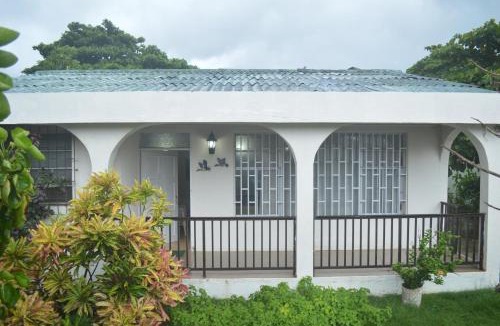 Punta Sur House | Posada Henry