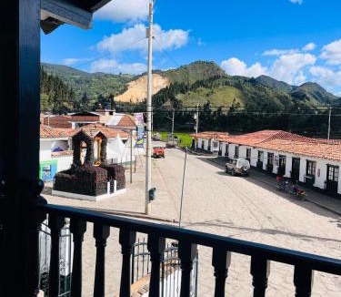 Cucunuba Hotel | Posada Refugio Colonial