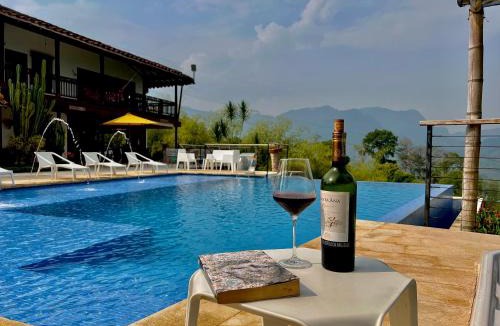 Amaga Villa | Outstanding FarmHouse jacuzzi & pool near Medellin
