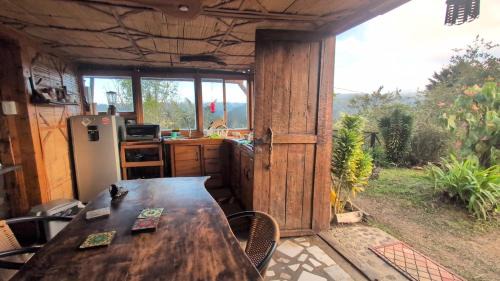 Salento Ski Chalet | Rustic Cabin in Salento