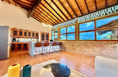 Jerico House | Elegant Colonial Walkable Casa