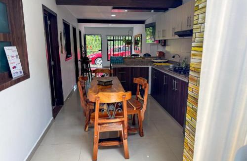 La Tebaida Apartment | Family Home, 3 minutes from the Airport, parking
