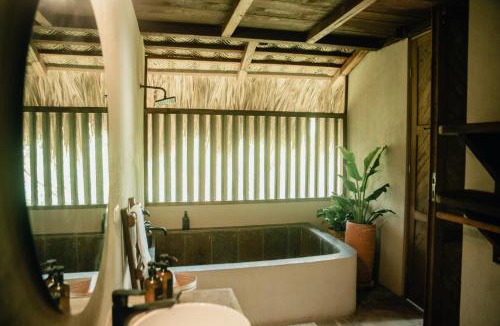 Los Naranjos Ski Chalet | Cielva Tayrona - Cabaña Quetzal Vista al Mar A/C