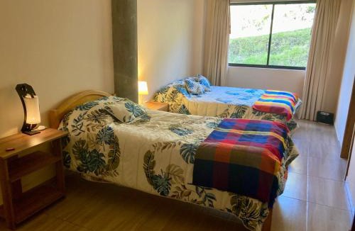 Guatavita Villa | Casa de Campo, chimi, jardin, terraza, montanas, cerca termales, reserva con anticipo
