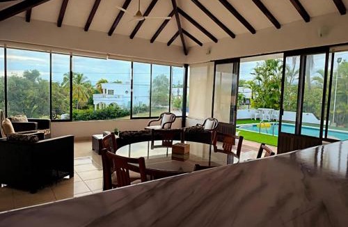 Girardot House | Casa El Peñon