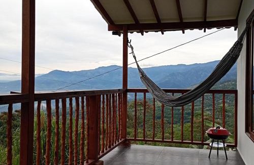 Tamesis House | Country cabin with panoramic of the montains Támesis - cabaña refugio entre nubes
