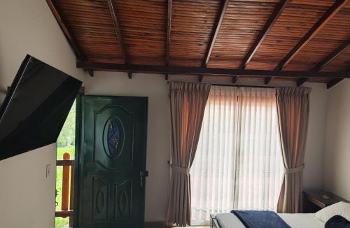 Guadalupe House | El portal de Don luis