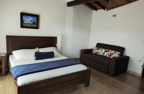 Guadalupe House | El portal de Don luis