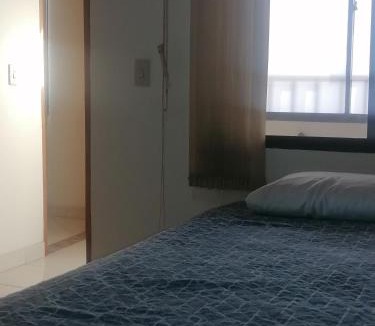 Guayabal House | Cuarto con cuarto de baño y terraza