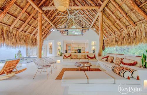 Palomino Villa | Luxury Palomino Beach Höuse by KeyPöint!