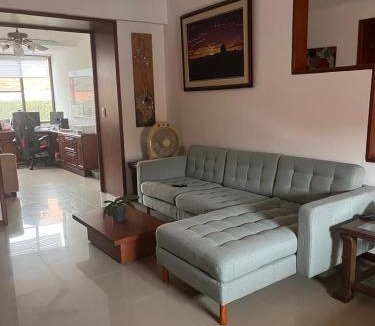 Ciudad Jardin House | Habitación en ciudad jardin