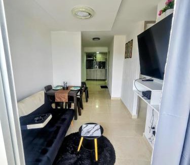 Canapote Apartment | Apartamento Moderno 2H cerca Aeropuerto, Playas y Centro Historico