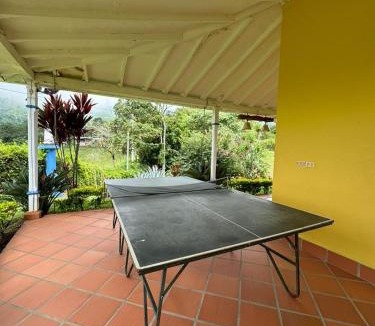 Fredonia Apartment | Caja De Oro - Finca Colonial de 6 Habitaciones y Jacuzzi en Fredonia