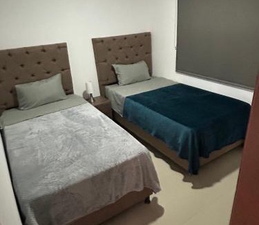 Pinchote Apartment | Apartahotel Centro Comercial San Gil Plaza