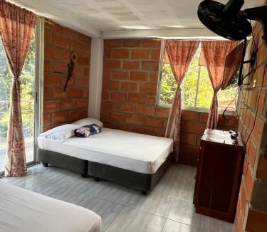 San Rafael Hotel | La Clarita
