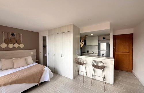Las Lomas I Apartment | Ac, fast wifi 400 mg, quiet, nature in El Poblado