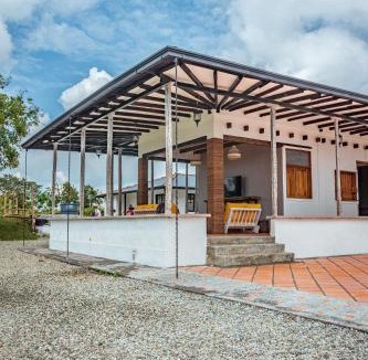 Circasia House | Raizes AXM I Casa Campestre I Armenia, Quindío, Colombia