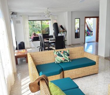 Santa Veronica House | House Villa Las Marias