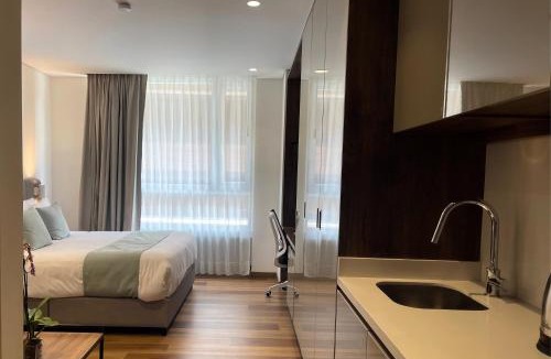 Santa Ana Hotel | VOU Suites by Avia Suites