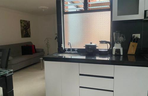 La America Apartment | Apartamento renovado parque La Floresta, reserva minimo de 21 dias