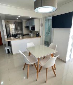 El Cabrero Apartment | Cabrero Beach 906