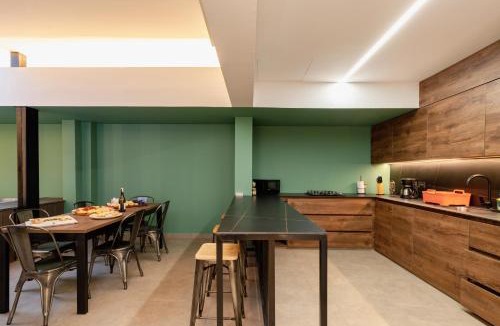 Zona Rosa Apartment | Ll 203 4BR 4Bath Apartment close to lleras park - Poblado - Medellín