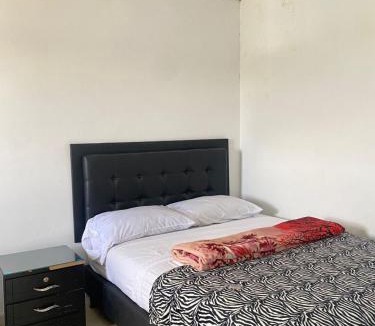 Guatape Hotel | Hotel La Aldea