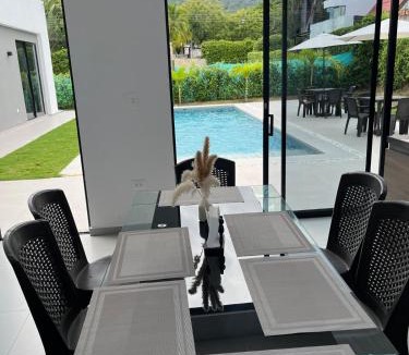 Ricaurte Villa | Mint House Escape