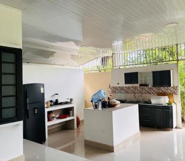Rivera House | Finca Privada con Piscina Natural y ambiente ecologico cerca de Neiva