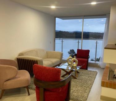 Paipa Apartment | Hermoso Apartamento con Vista al Lago