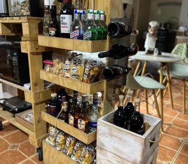 Medellin Bed & Breakfast | SELENE Hostal - Café